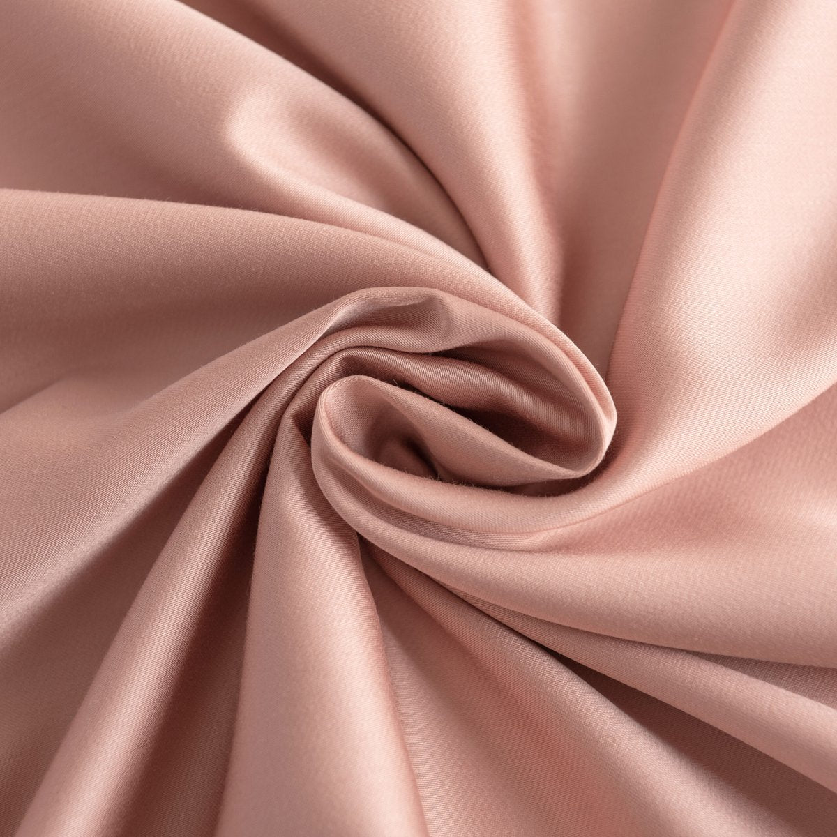Detailaufnahme einer Bettwäsche aus Bambusfaser in Rosé