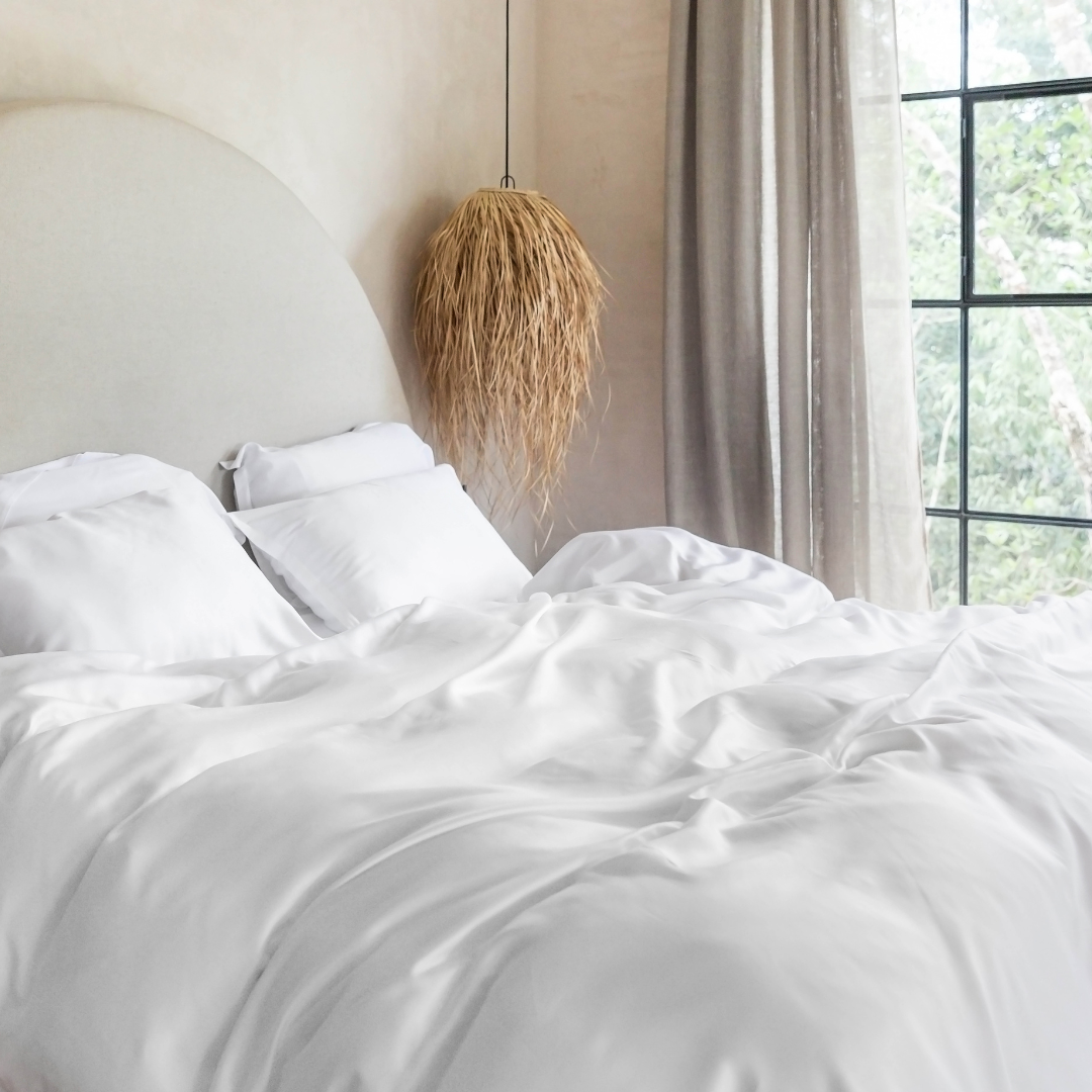 tencel-twill-duvet-cover-white-lifestyle-01