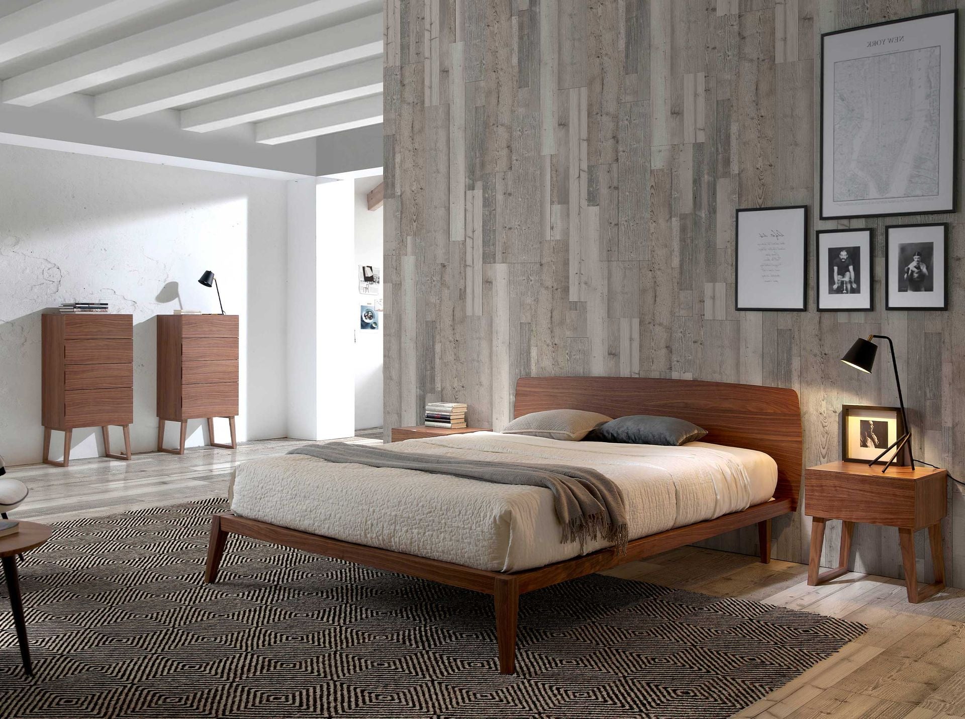 Holzbett Essen von Maison de Cocon – Holz, Farbe Walnuss, 160x200 cm, Hauptansicht 3