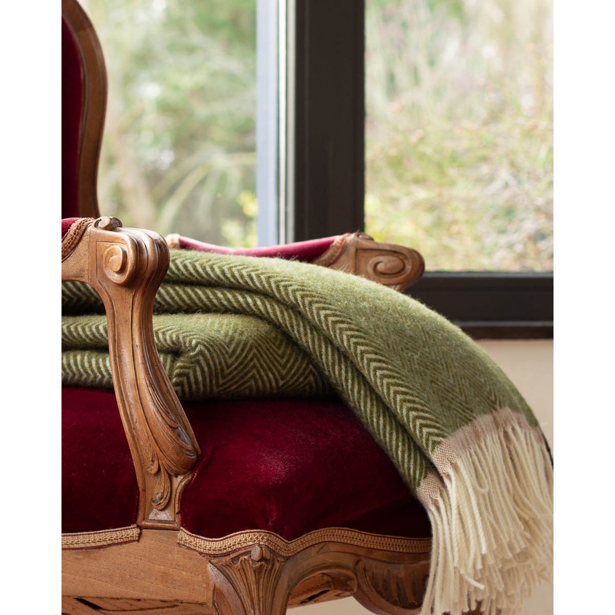Wool Throw Blanket Denver in olive styled with zigzag pattern